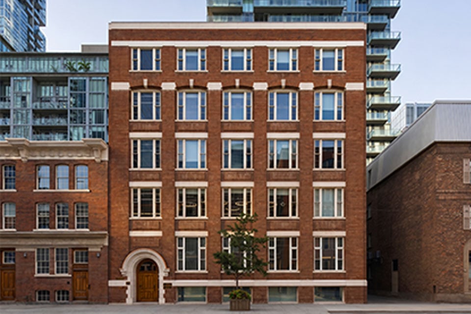 magazine-building-inset