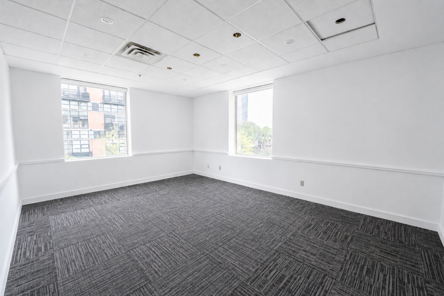 468N-Suite-302-4
